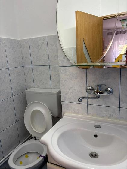 Garsonieră decomandată în Petros