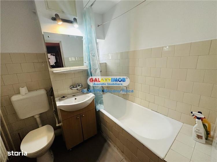 Apartament cu 3 camere decomandat în Bughea de Sus