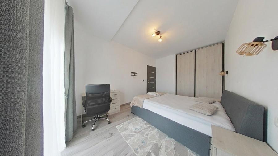 Apartament cu 2 camere semidecomandat, mobilat în UTA