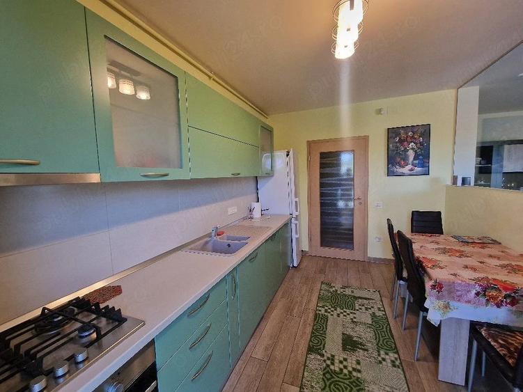 Apartament cu 2 camere semidecomandat în Dumbrăvița