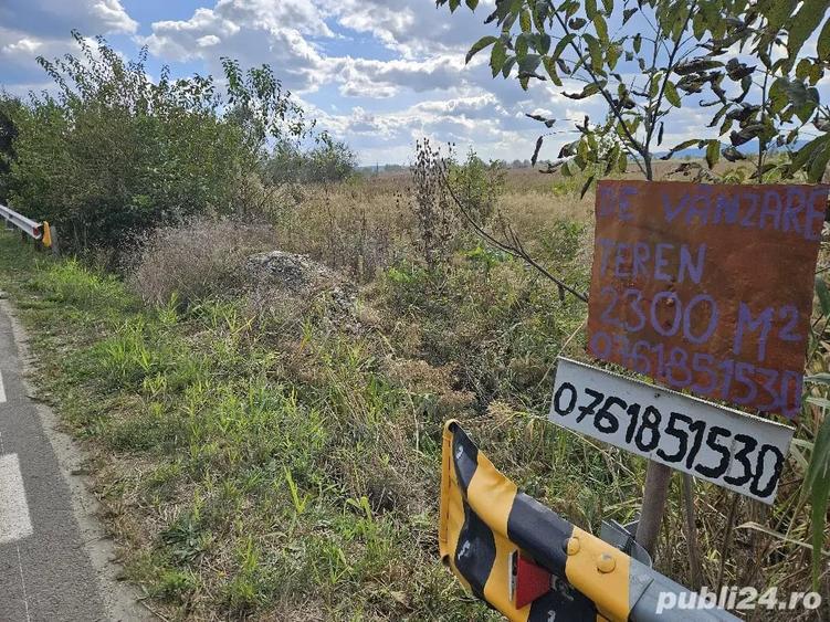 Teren de 2300 mp, în Central