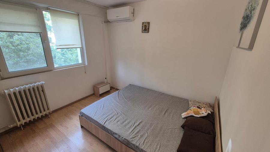 Apartament cu 2 camere decomandat în Lacul Tei