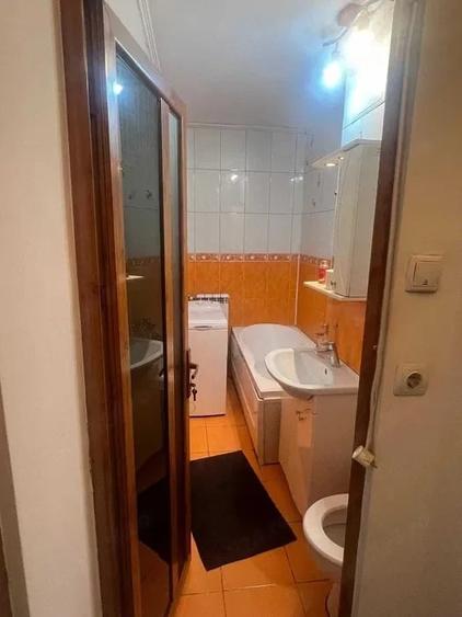 Garsonieră semidecomandată în Moșilor