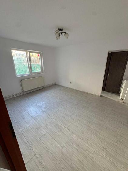 Apartament cu 2 camere semidecomandat în Nord