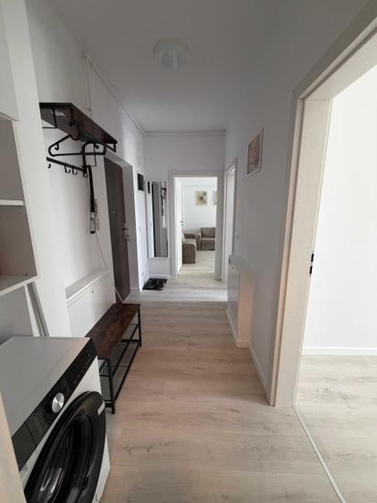 Apartament cu 2 camere decomandat în Exterior Vest
