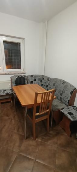 4 camere et 1 vedere spate Stefan cel Mare metrou 600 m - parc Circului 400 m - 14