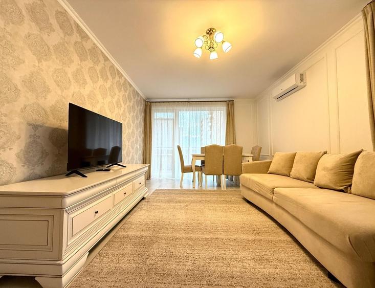 Apartament cu 3 camere, mobilat în Tractorul