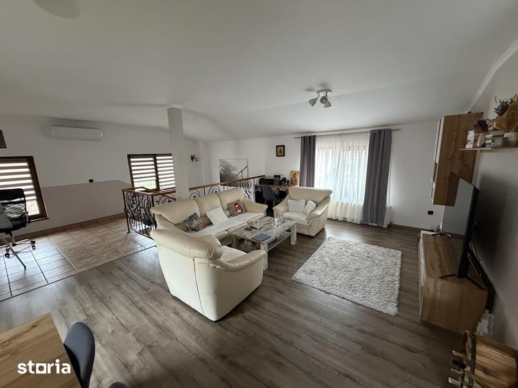 Casă cu 3 camere cu Teren 555 Mp în Central