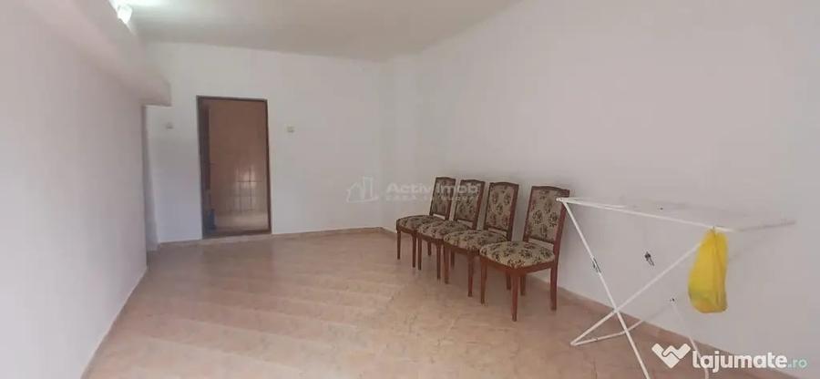 Casa 8 camere de Valea Voievozilor Targoviste 653mp teren - 5