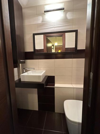 Apartament cu 3 camere decomandat, mobilat în Dristor