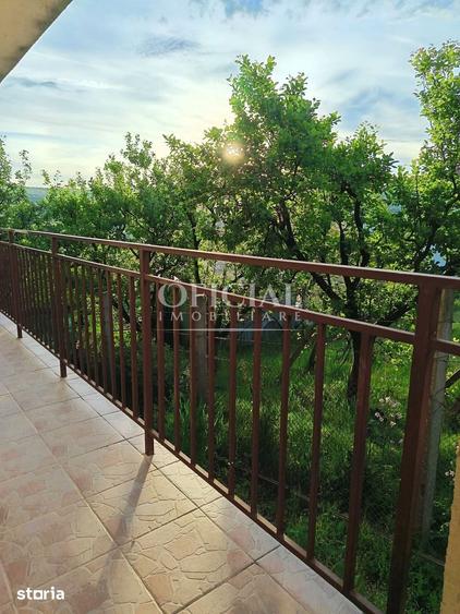 Casă cu 4 camere cu Teren 200 Mp în Borhanci