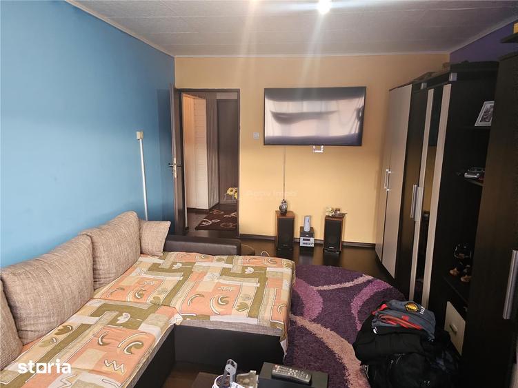 Apartament cu 2 camere decomandat în Central