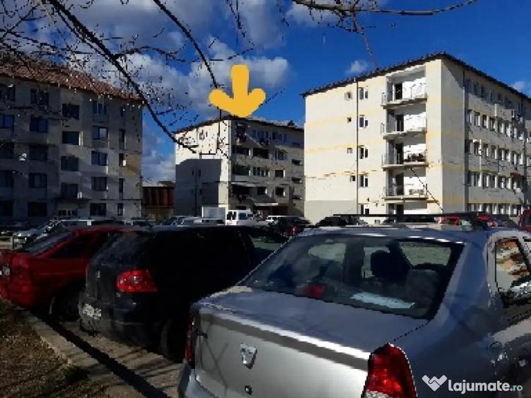 Garsonieră decomandată în Artego