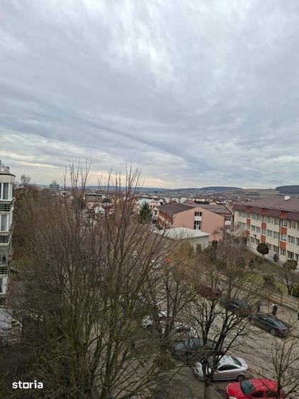 Apartament cu 3 camere în Unirii