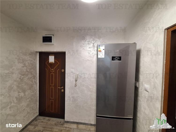 Apartament cu 2 camere semidecomandat în Independenței