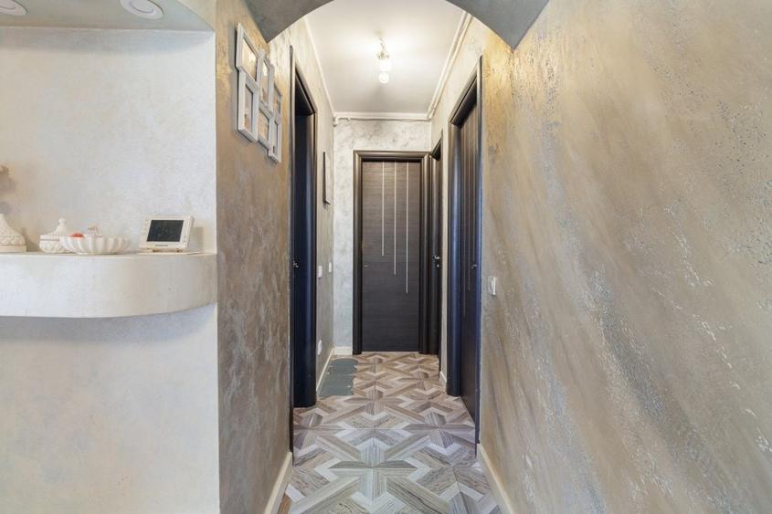 Apartament cu 3 camere semidecomandat în Regie