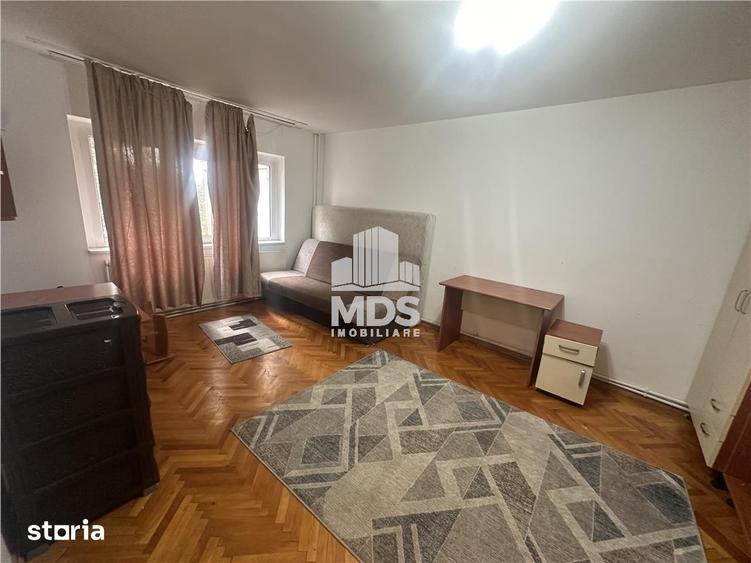 Apartament cu 4 camere decomandat, mobilat în Lipovei — fotografia 1