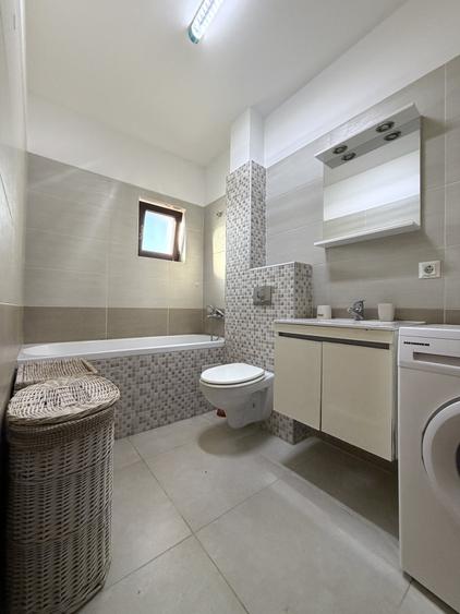 Apartament cu 3 camere decomandat, mobilat în Dumbrăvița