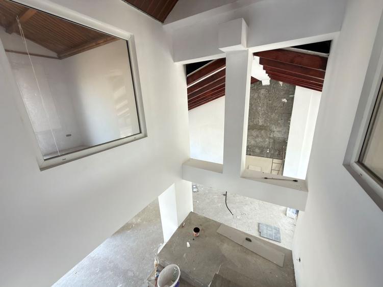 Casă individuală cu 5 camere cu Canalizare în Băleni-Sârbi
