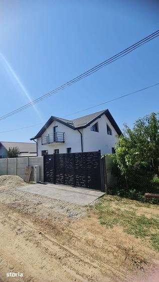 Casă cu 4 camere cu Teren 110 Mp în Berceni