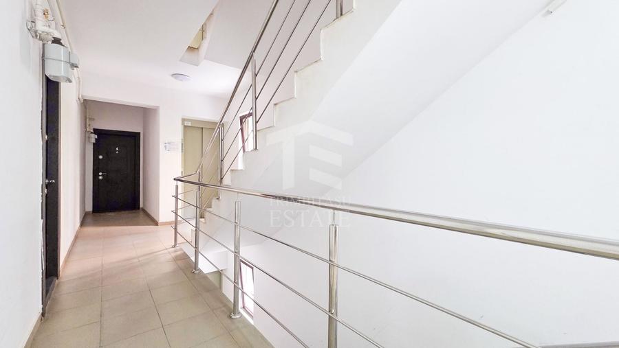 Apartament cu 3 camere decomandat, mobilat în Chiajna