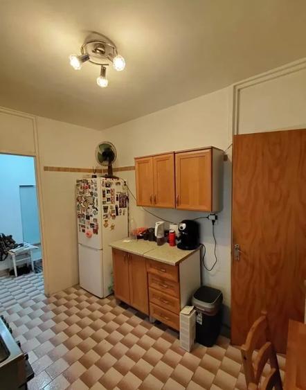 Apartament cu 2 camere semidecomandat, mobilat în Pantelimon