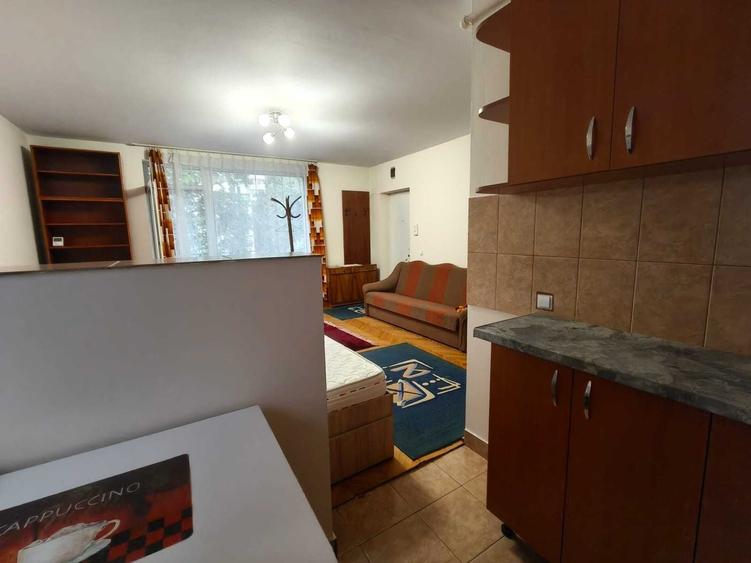 Garsonieră decomandată în Grigorescu