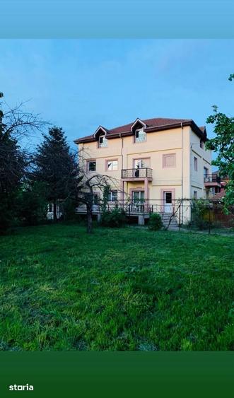 Casă cu Teren 1580 Mp în Glina