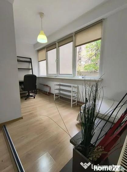 Apartament cu 2 camere semidecomandat în Sala Palatului