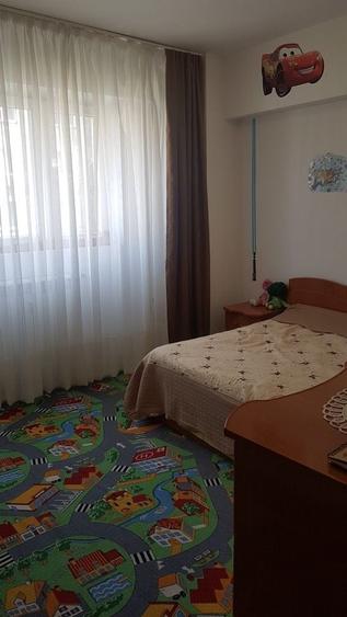 Crangasi proprietar inchiriez apartament 4 camere decomandat - 16