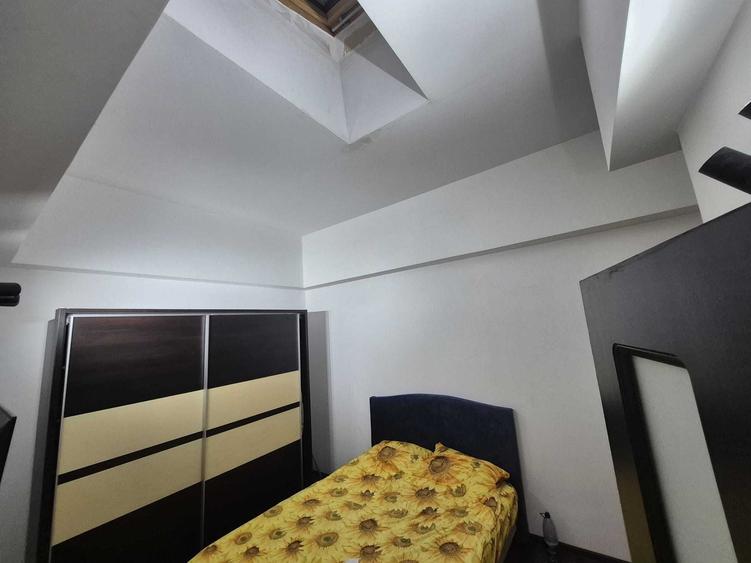 Apartament cu 3 camere decomandat în Vitan