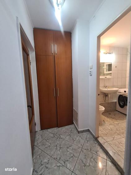 Apartament cu 2 camere, mobilat în Moșilor