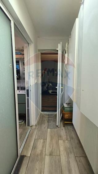 Casă individuală cu 3 camere cu Teren 935 Mp în Micro 14