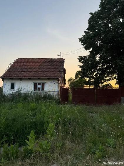 Casă cu 2 camere în Buteni
