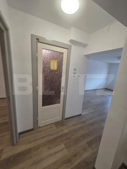 Apartament cu 3 camere decomandat în Craiter