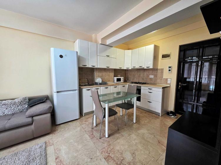 Apartament cu 2 camere nedecomandat în Copou