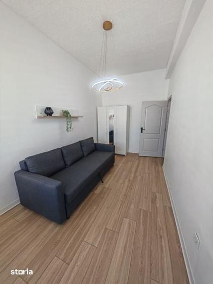 Inchiriez apartament 3 camere central - 2