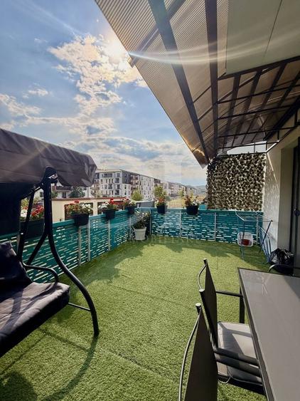 Apartament cu 3 camere semidecomandat, mobilat în Florești
