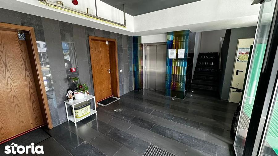 Apartament cu 5 camere în Faleza Nord