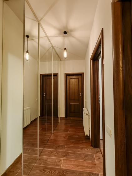 Apartament cu 3 camere decomandat în Uverturii