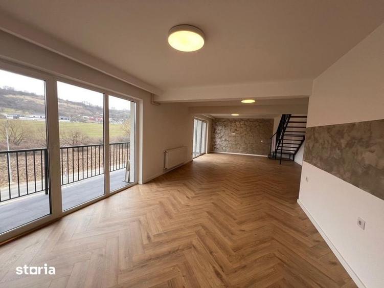 Apartament cu 3 camere în Libertății