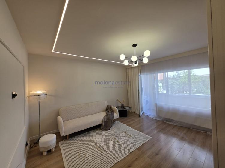 Apartament cu 2 camere semidecomandat, mobilat în Florești