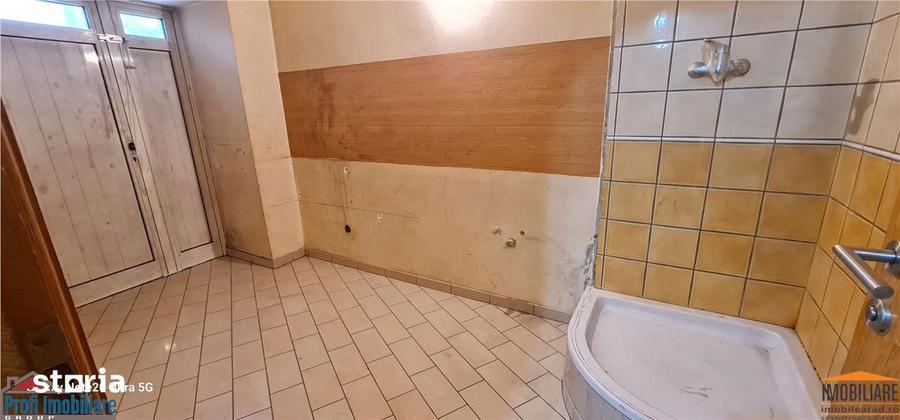 Spațiu comercial, de 70 mp, în Aurel Vlaicu