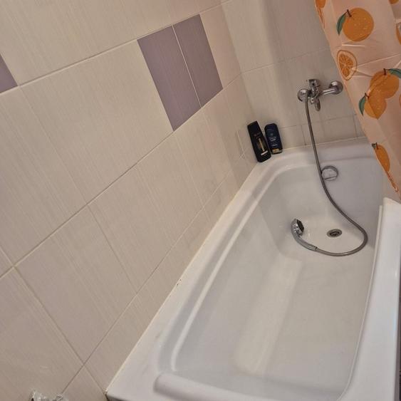 Apartament cu 2 camere decomandat în Berceni