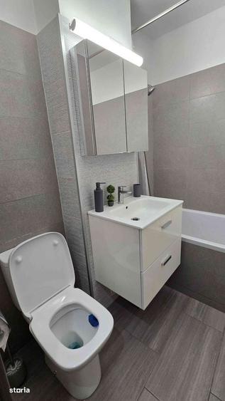 Apartament cu 3 camere decomandat în Găvana