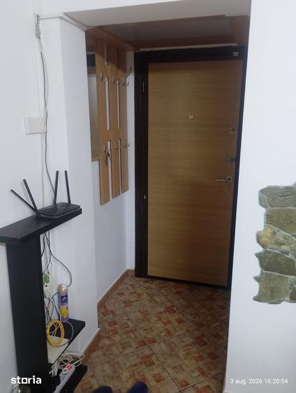 Apartament cu 3 camere în Crângași
