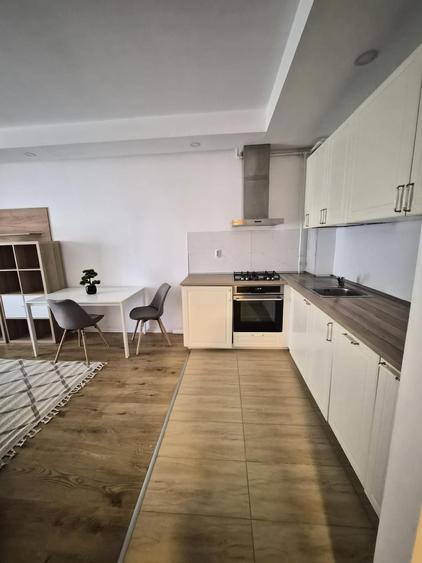 Apartament cu 2 camere decomandat în Ștefăneștii de Jos