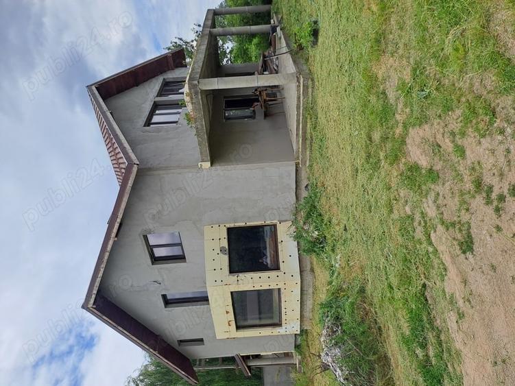 Casă cu 6 camere în Clinceni