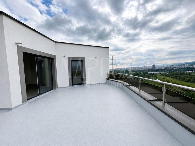 Penthouse cu 2 camere semidecomandat în Florești