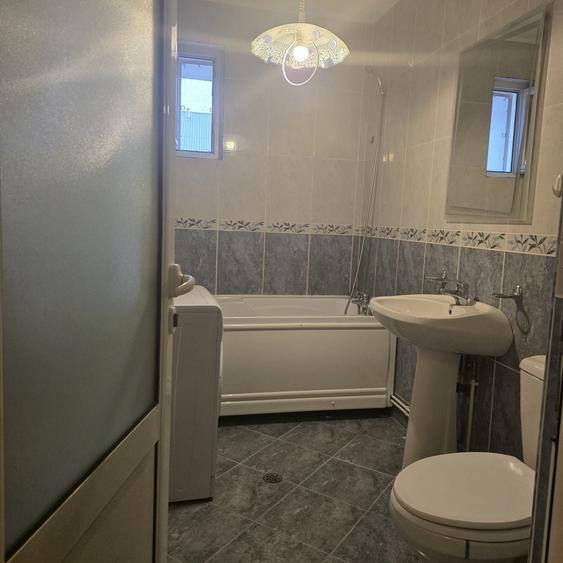 Garsonieră decomandată în Zorilor
